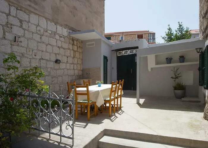 Tatil Evi Spartion Marine