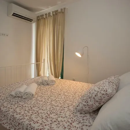 Spartion Marine Holiday home *