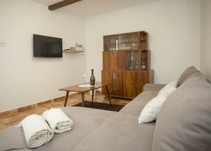 Ferienhaus Spartion Marine