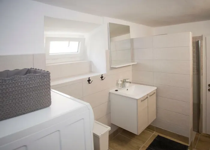 Ferienhaus Spartion Marine